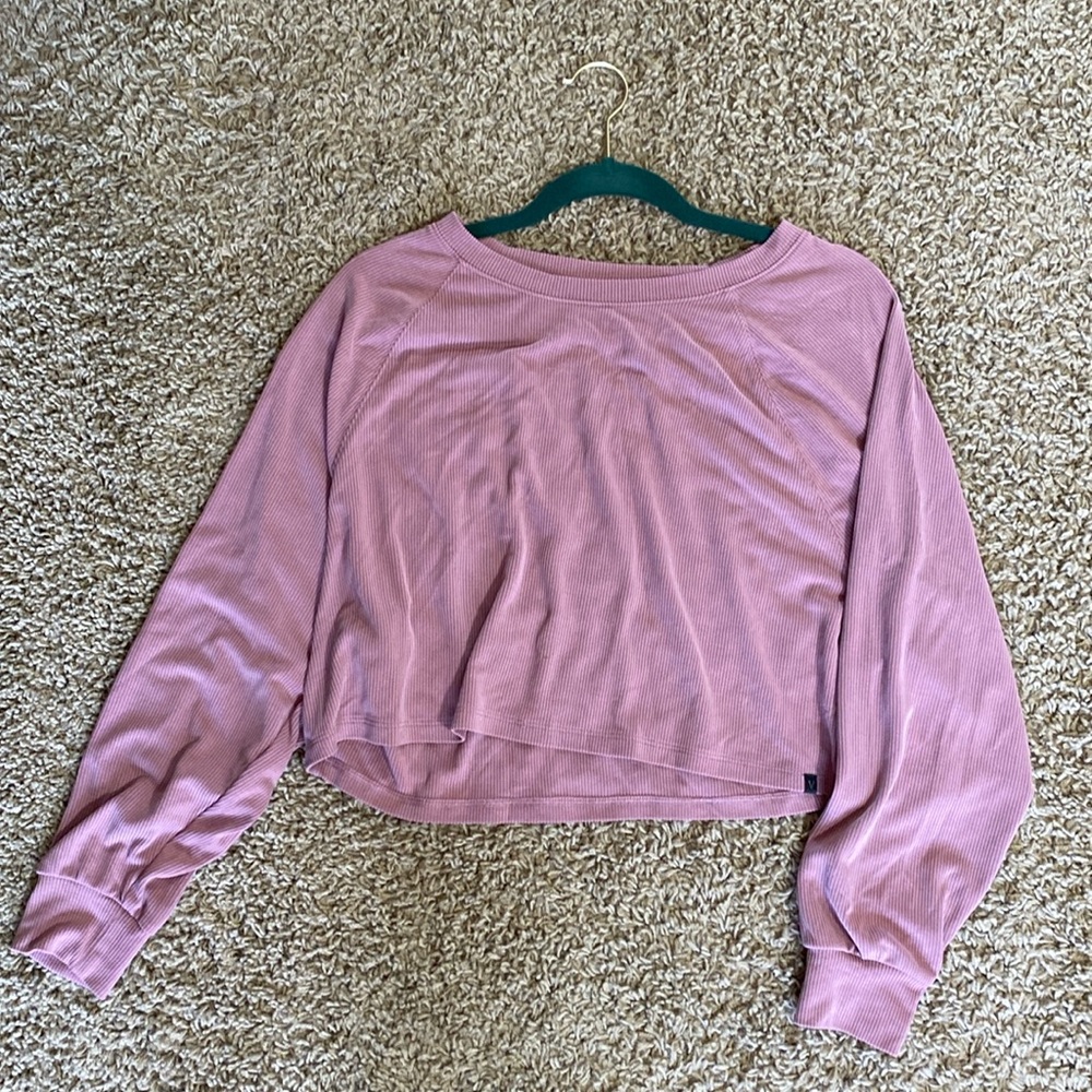 VS cropped long sleeve
